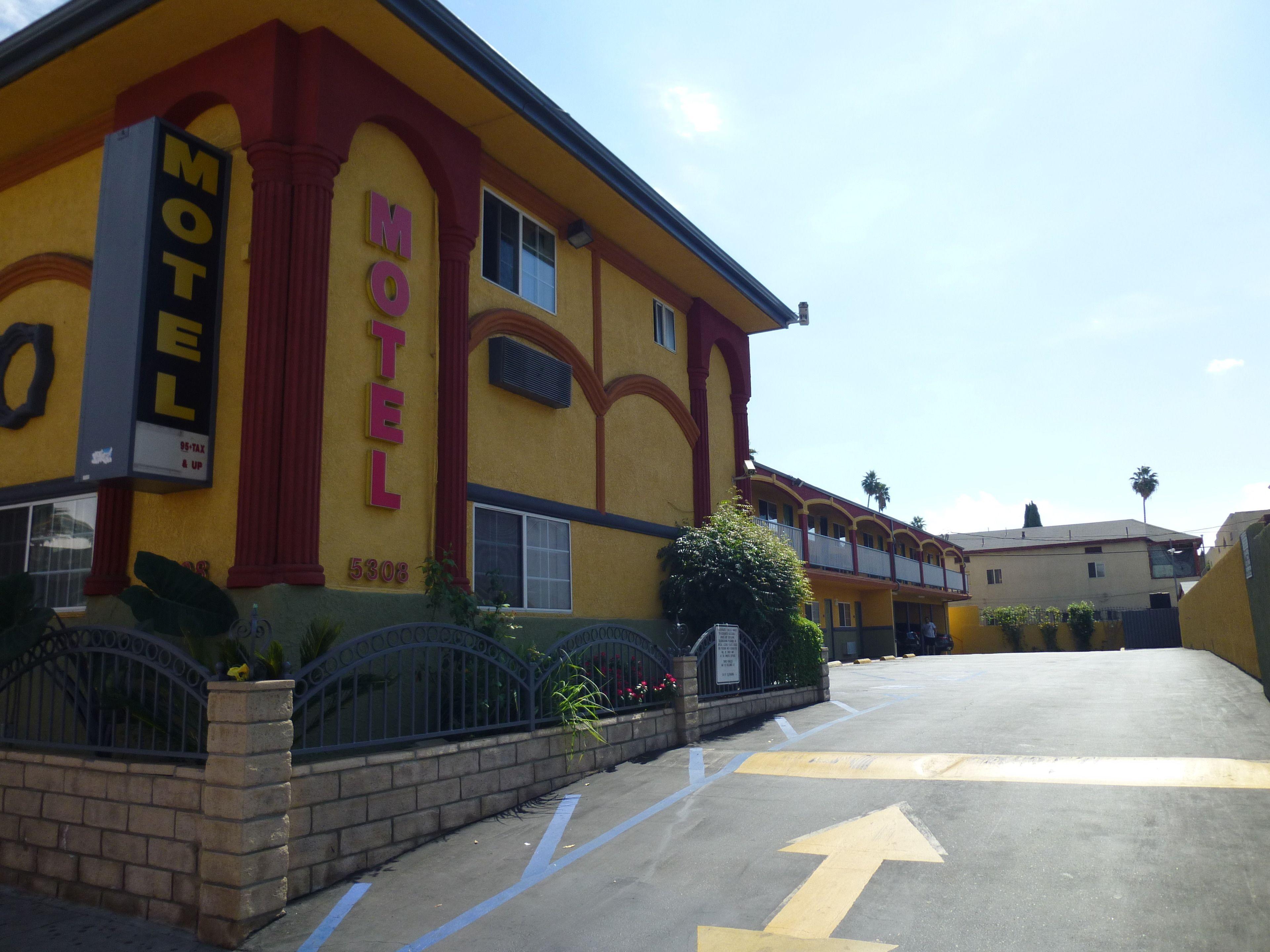 Economy Inn Hollywood — Photos 3